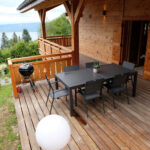 terrasse barbecue chalet vue sur lac leman